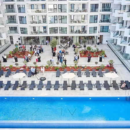 Lalublack Sea Infinity Pools Apartment Mamaia