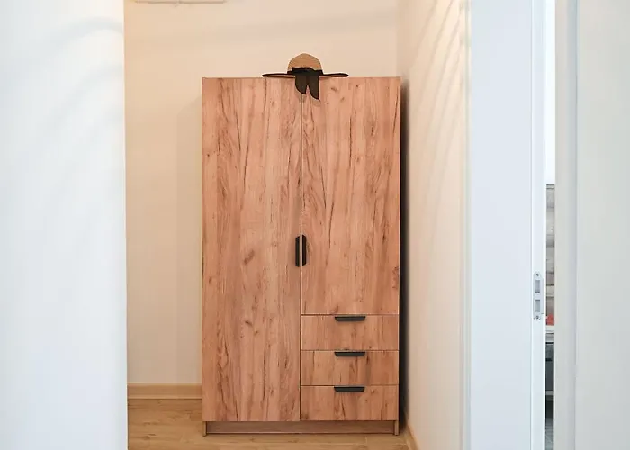 Lalublack Sea Infinity Pools