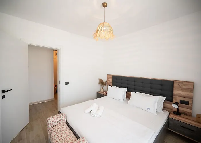 Lalublack Sea Infinity Pools Apartment *