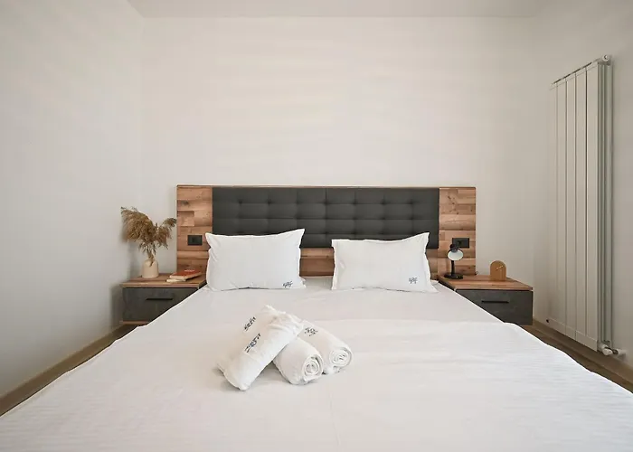 Lalublack Sea Infinity Pools *