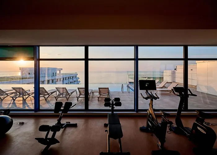 Lalublack Sea Infinity Pools