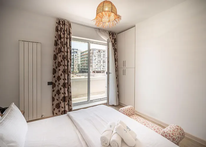 Lalublack Sea Infinity Pools Apartment *