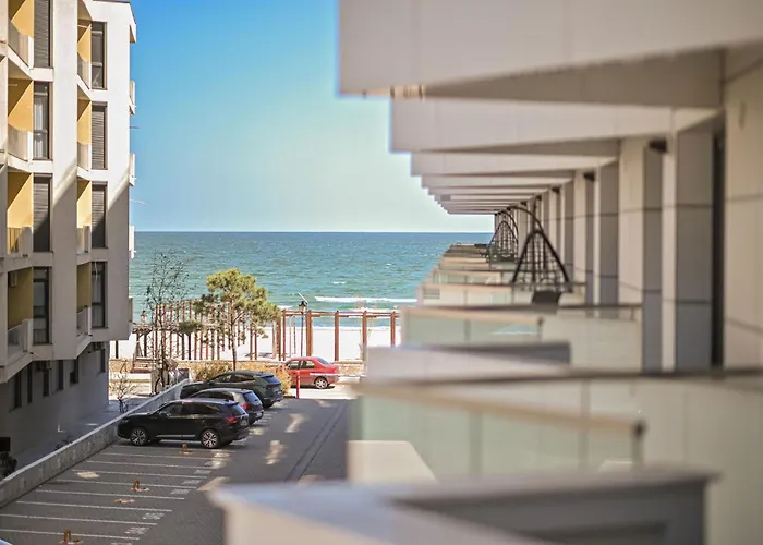 Lalublack Sea Infinity Pools Apartment