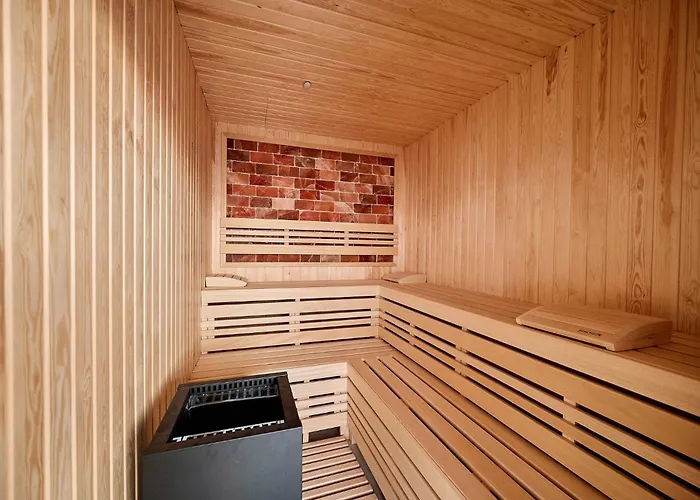 Lalublack Sea Infinity Pools *