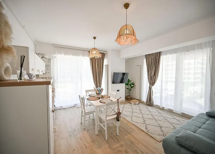 Lalublack Sea Infinity Pools Apartment *