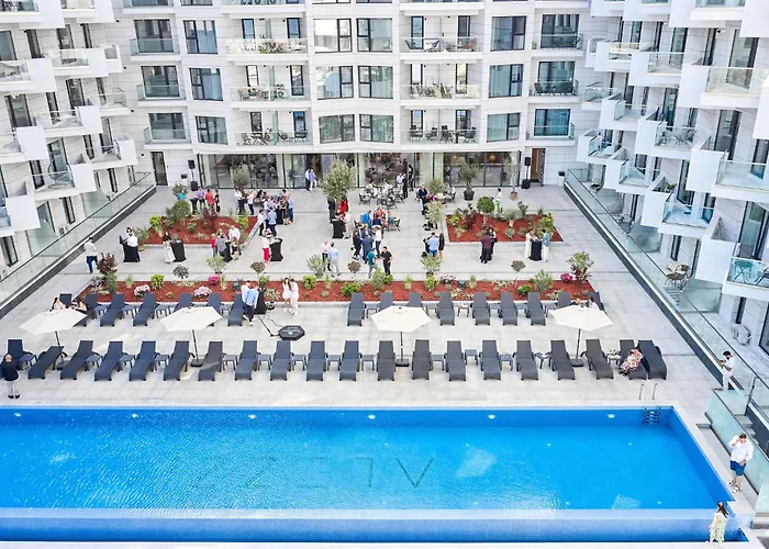Lalublack Sea Infinity Pools Apartment Mamaia